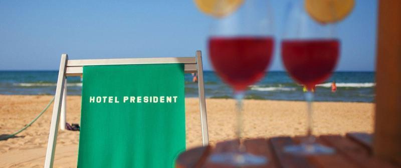 Hotel President Vasto Exteriér fotografie